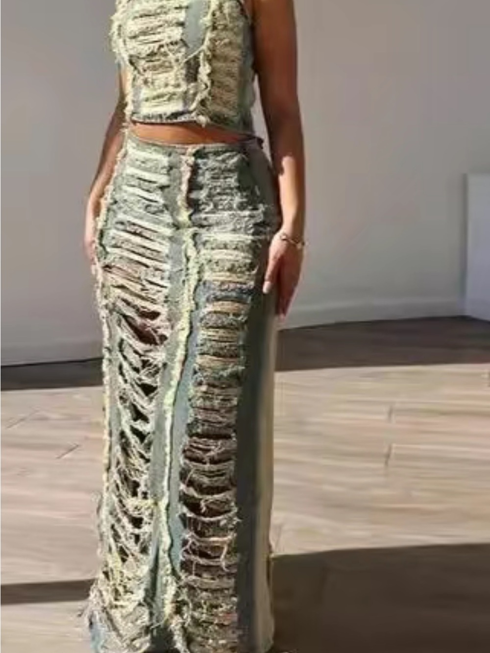 Distressed Two-Piece Maxi Skirt Set in Green - Picture 2 of 3